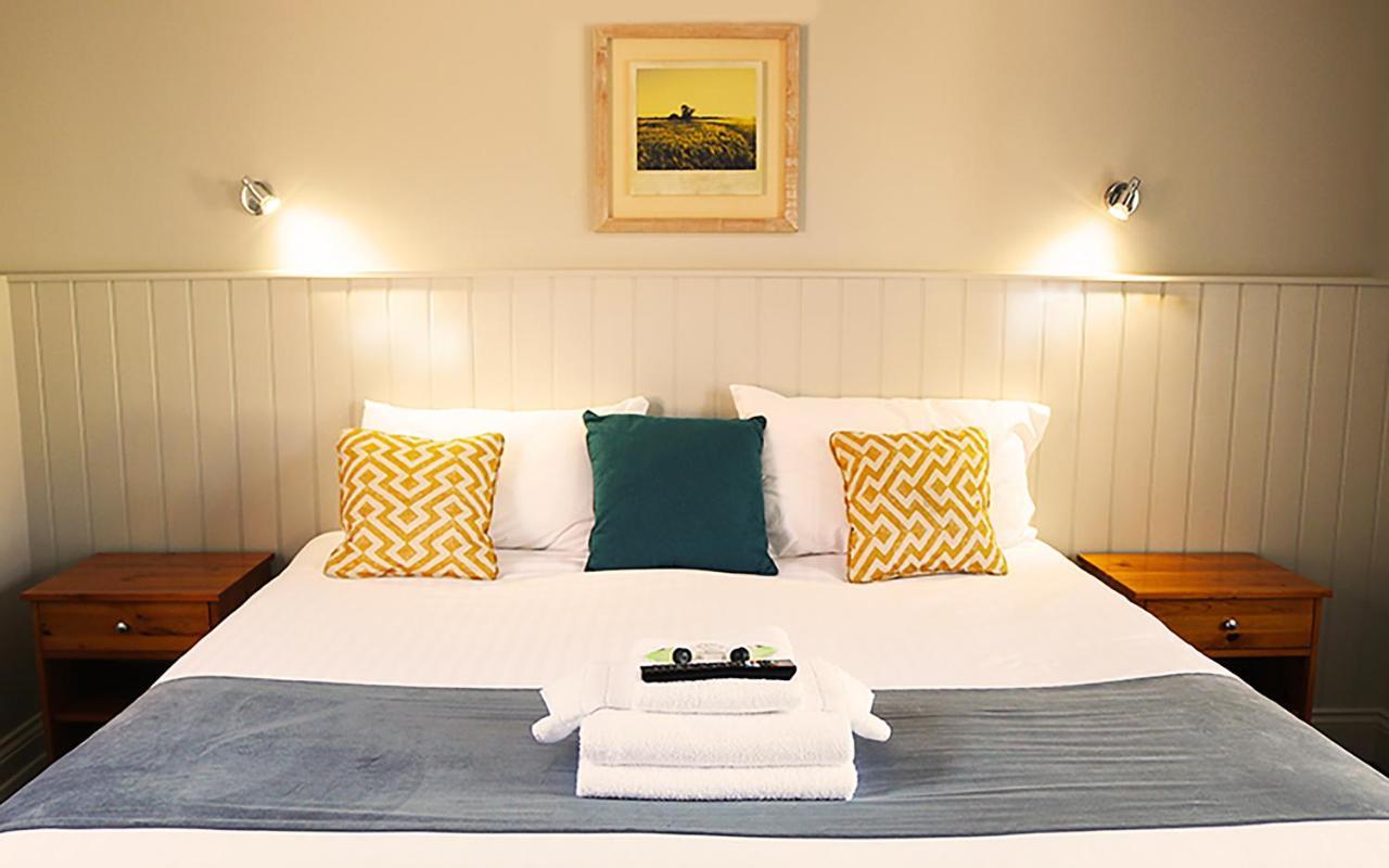 Hotel The Oyster Smack Burnham-on-Crouch Zewnętrze zdjęcie